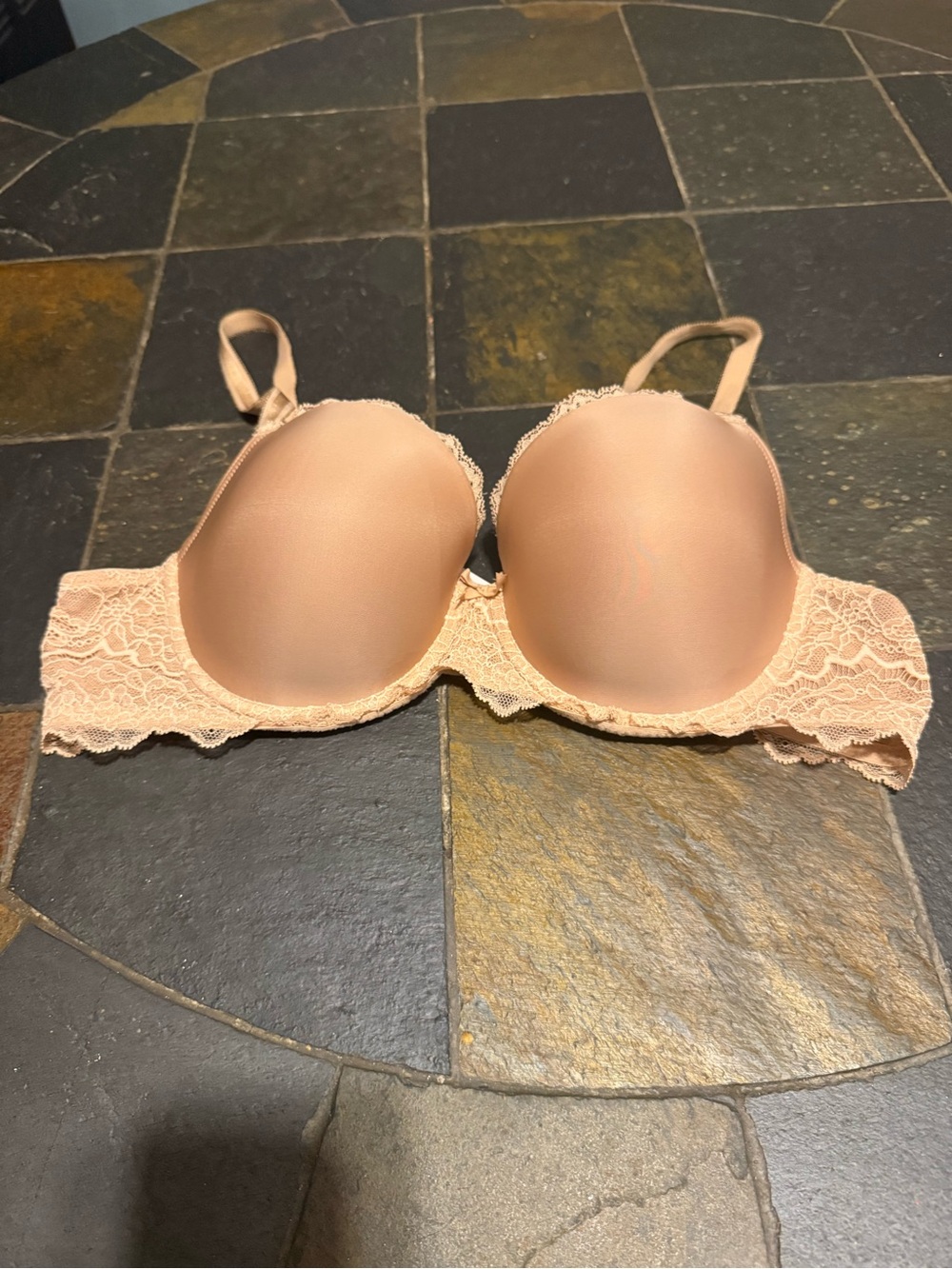 Victoria's Secret Blush Lace Push-Up Bra